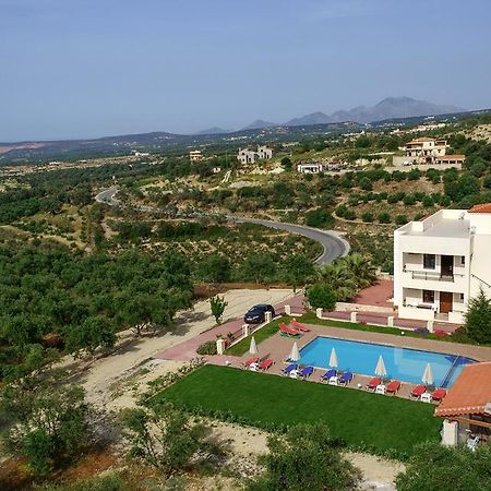 Villa Laga With Pool, 300M To Taverns, Childrens Area, Bbq! Kirianna Exterior photo
